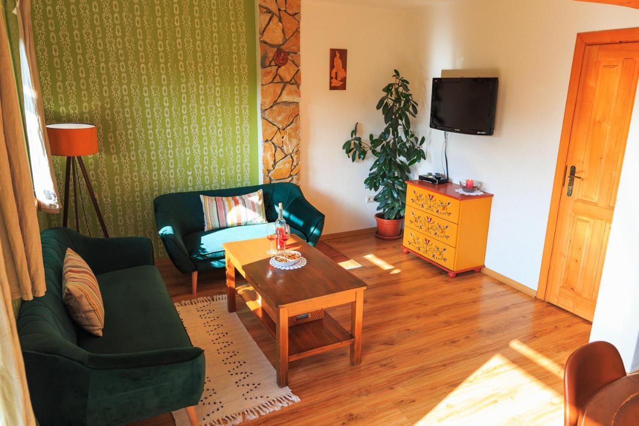 River Cottage Bešeňová Exteriér fotografie